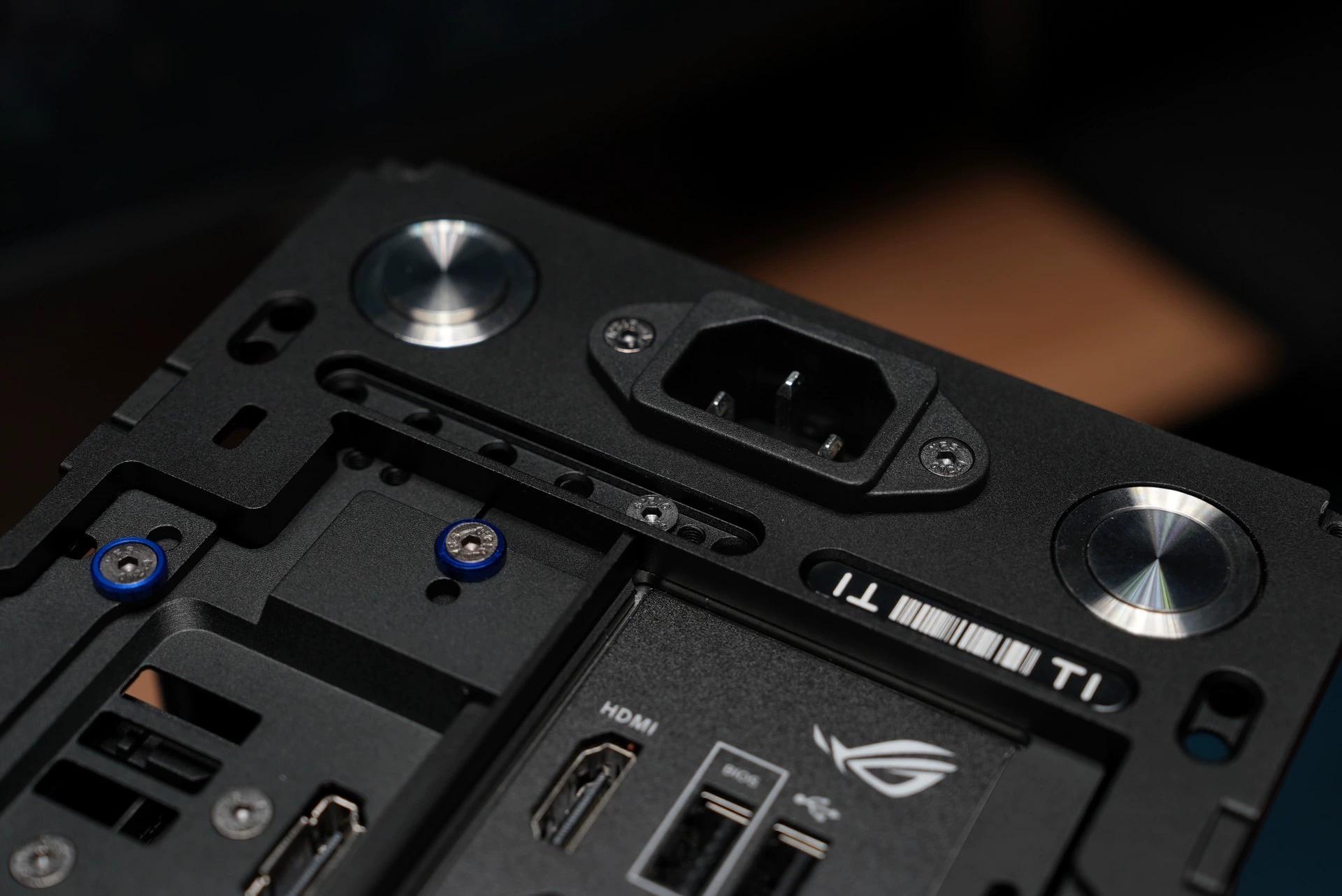 [DLC] FormD T1 V2.x boot restart button + official front