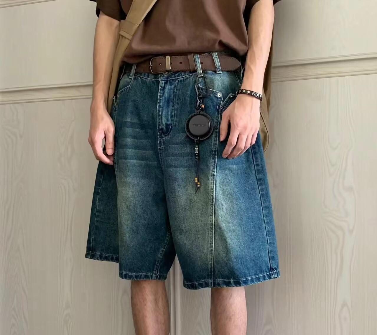 Trendy youthful American vintage shorts