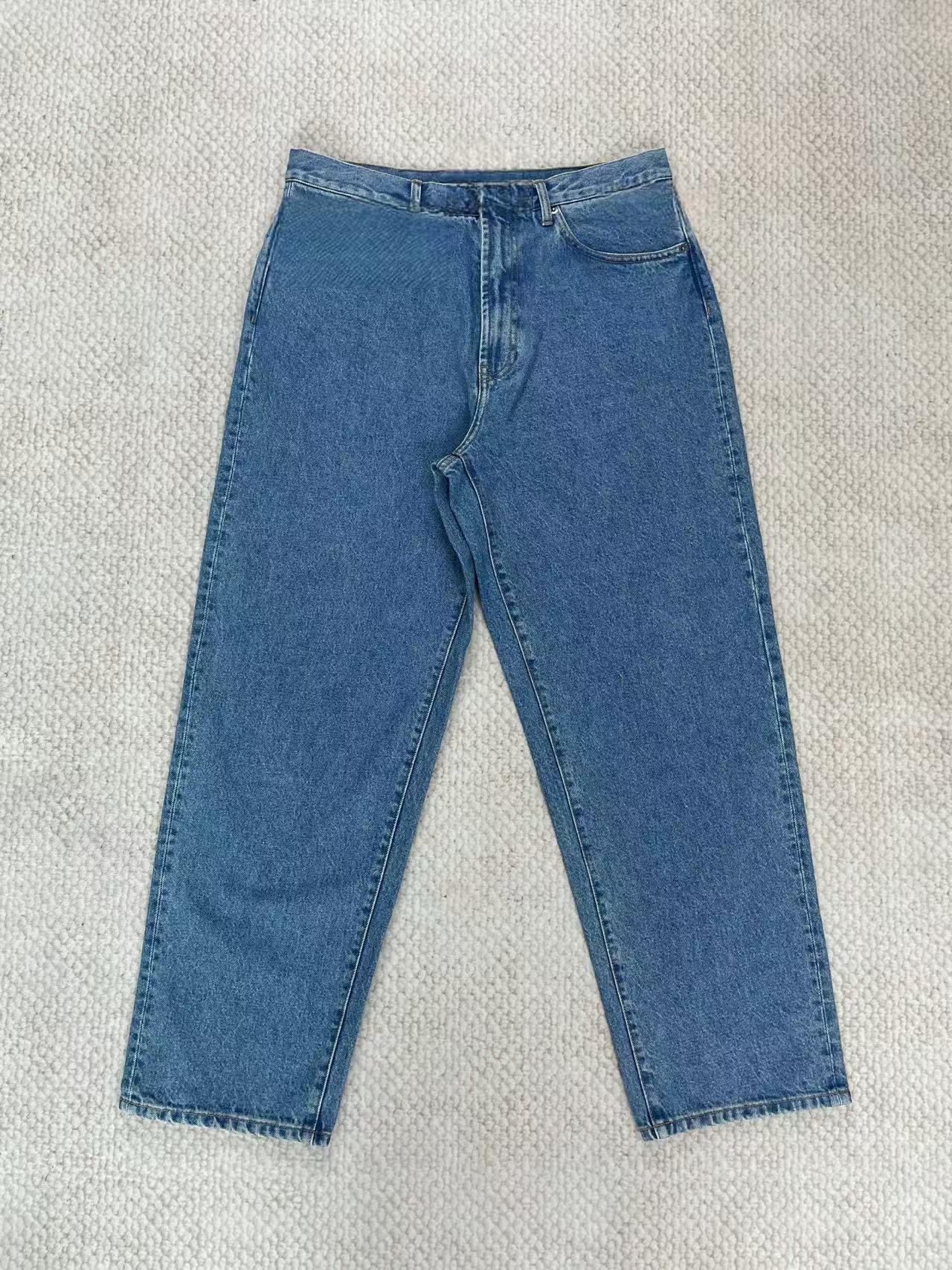 Co-style two-tone all-over embroidered floral jeans