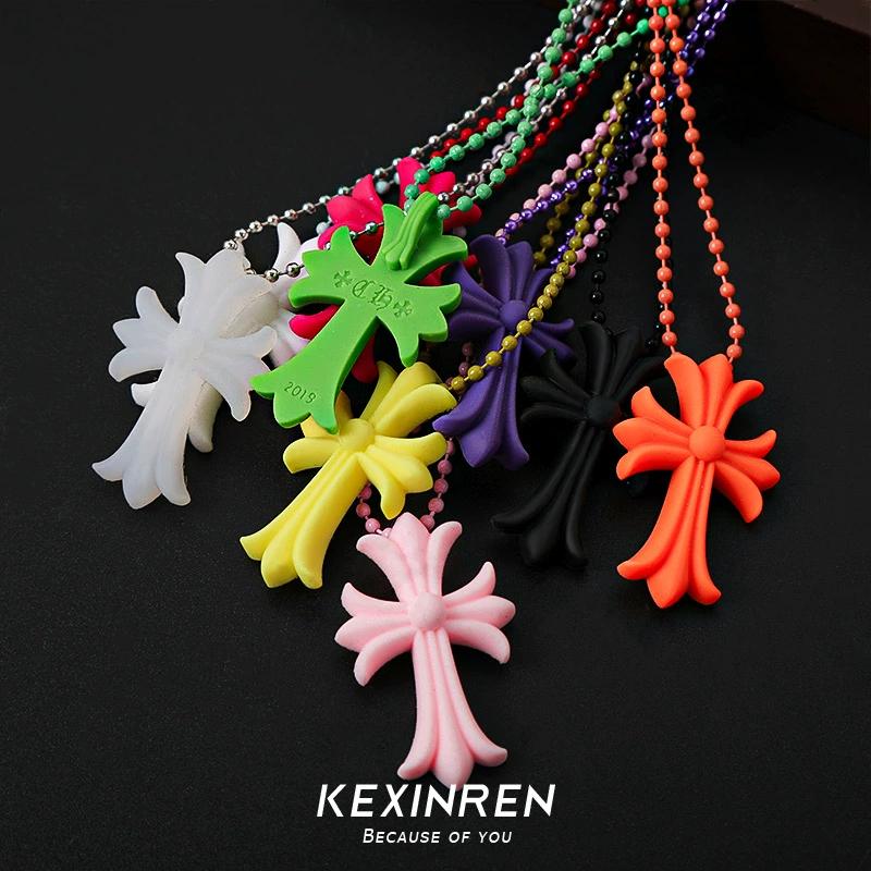 Lovely people trend versatile K Luo heart color resin CH cross necklace Aoyama limited star temperament ins