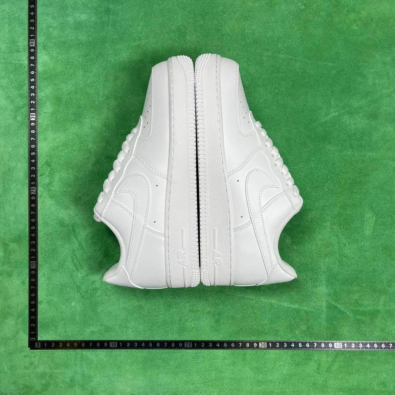 DC 1 to 1 pure white